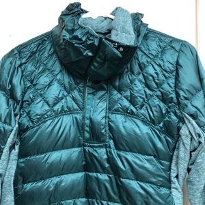 Lululemom Down for a Run sz6